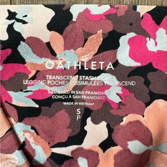 ATHLETA Transcend Stash Tight- Elysian Floral Pink - Picture 7 of 8